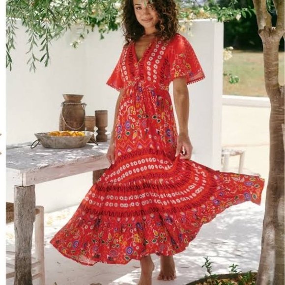 Jaase Dresses & Skirts - JAASE 'Tessa' Maxi Dress in Red Sweet Escape Print - Size XS